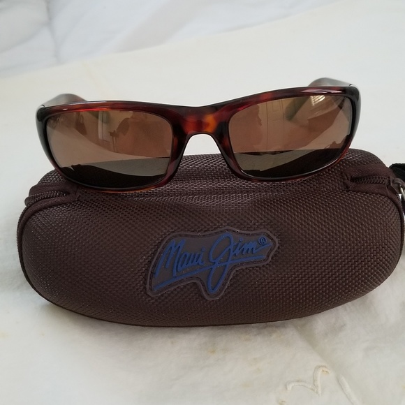 Maui Jim Other - MAUI JIM "Stingray" Sunglasses